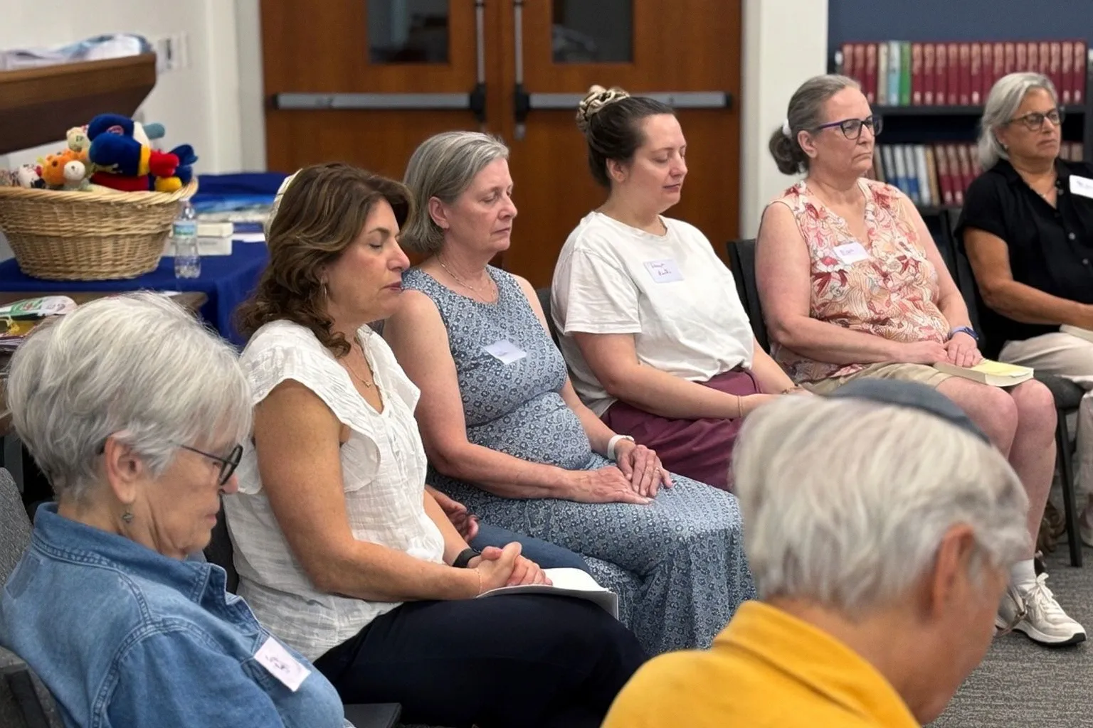Achtsamkeit im Judentum: Zwischen spiritueller Tiefe und verborgenen Risiken
