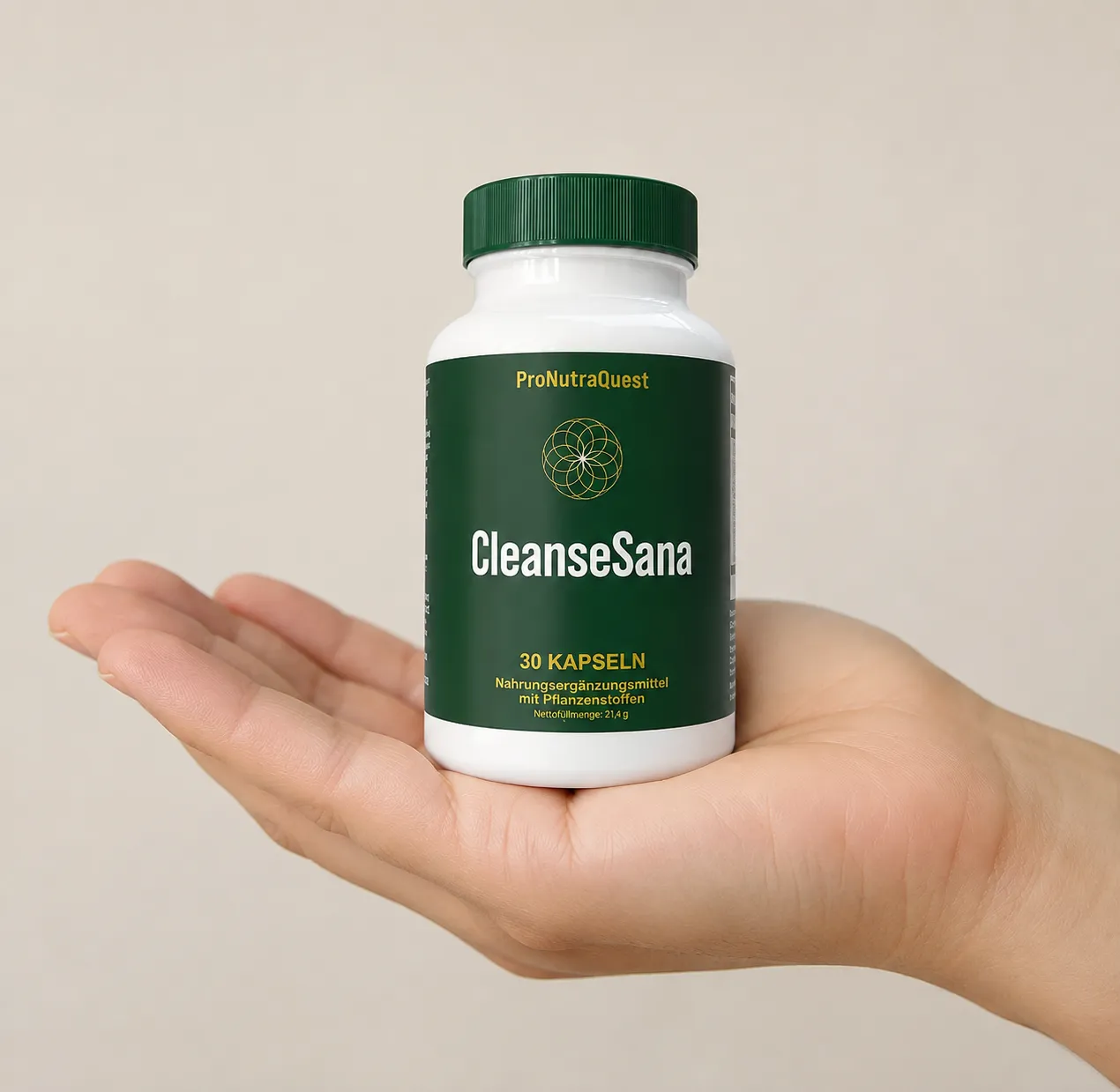 CleanseSana — Verpackung in der Hand