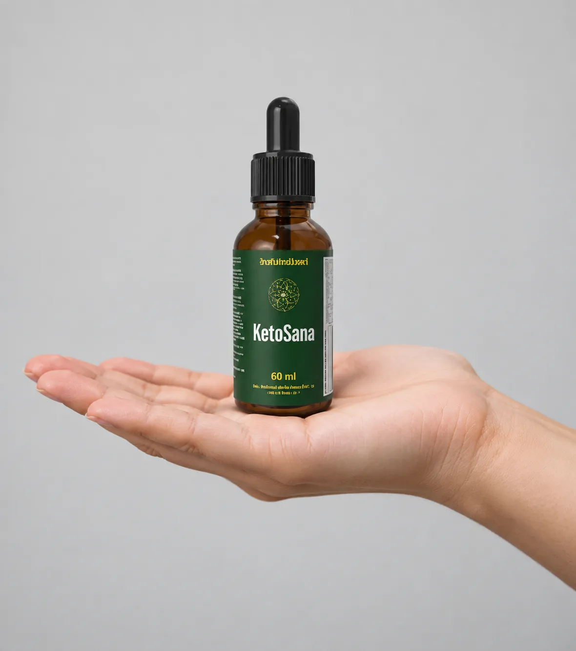 KetoSana — Verpackung in der Hand